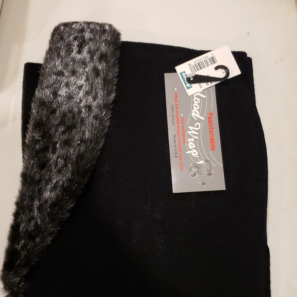 Black scarf with faux fur trim hood